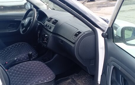 Skoda Fabia II, 2013 год, 600 000 рублей, 6 фотография