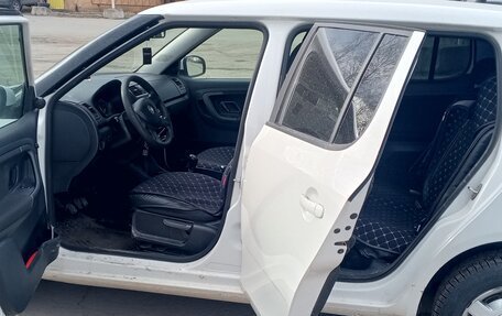 Skoda Fabia II, 2013 год, 600 000 рублей, 11 фотография