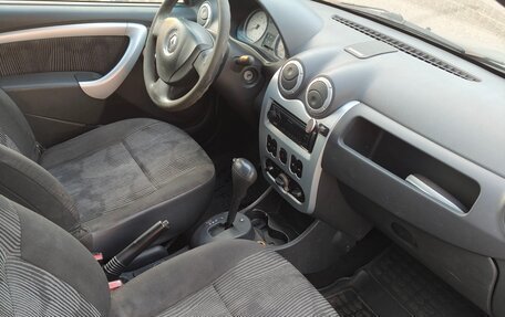 Renault Logan I, 2011 год, 395 000 рублей, 7 фотография