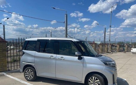 Toyota Roomy I, 2023 год, 1 050 000 рублей, 2 фотография