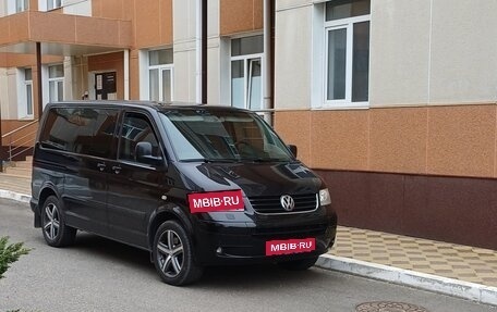 Volkswagen Multivan T5, 2004 год, 2 250 000 рублей, 6 фотография