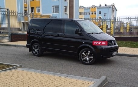 Volkswagen Multivan T5, 2004 год, 2 250 000 рублей, 3 фотография