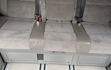 Volkswagen Multivan T5, 2004 год, 2 250 000 рублей, 30 фотография