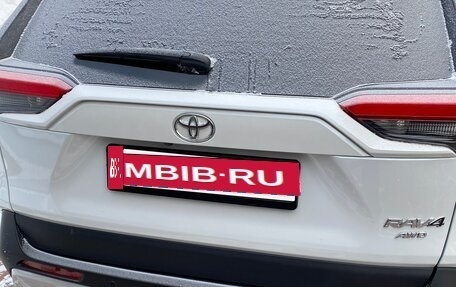 Toyota RAV4, 2025 год, 4 199 000 рублей, 13 фотография