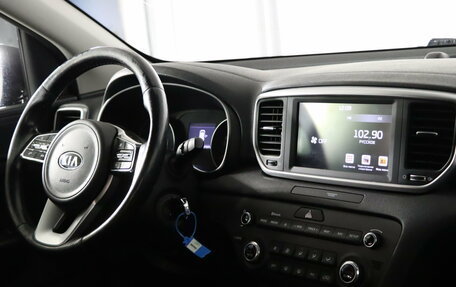 KIA Sportage IV рестайлинг, 2020 год, 2 599 990 рублей, 12 фотография