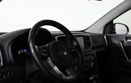 KIA Sportage IV рестайлинг, 2020 год, 2 599 990 рублей, 9 фотография