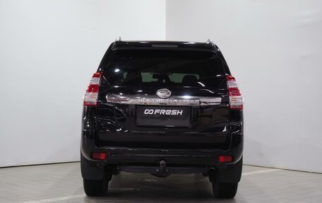 Toyota Land Cruiser Prado 150 рестайлинг 2, 2013 год, 2 730 000 рублей, 5 фотография