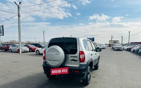 Chevrolet Niva I рестайлинг, 2019 год, 879 000 рублей, 6 фотография