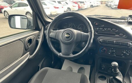 Chevrolet Niva I рестайлинг, 2019 год, 879 000 рублей, 14 фотография