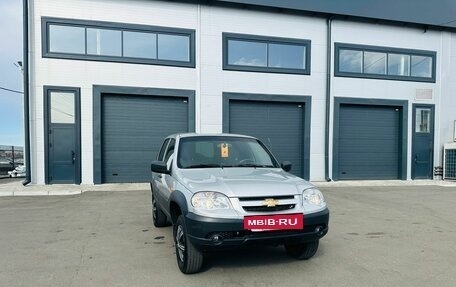 Chevrolet Niva I рестайлинг, 2019 год, 879 000 рублей, 8 фотография