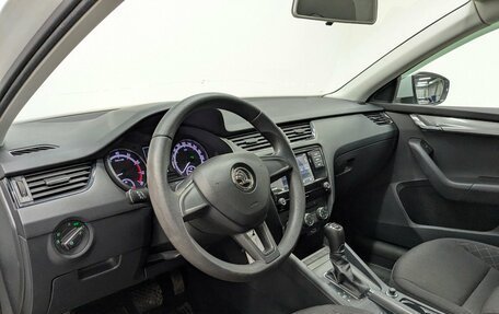 Skoda Octavia, 2020 год, 1 990 000 рублей, 7 фотография