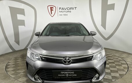 Toyota Camry, 2015 год, 2 385 000 рублей, 2 фотография