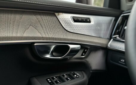 Volvo XC90 II рестайлинг, 2025 год, 12 075 000 рублей, 19 фотография