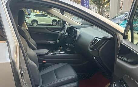 Lexus NX, 2023 год, 7 000 000 рублей, 9 фотография