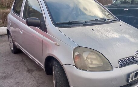 Toyota Yaris I рестайлинг, 2000 год, 320 000 рублей, 2 фотография