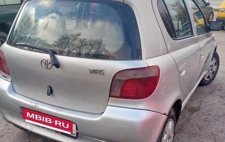 Toyota Yaris I рестайлинг, 2000 год, 320 000 рублей, 3 фотография