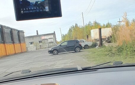 Toyota Avensis III рестайлинг, 2003 год, 650 000 рублей, 13 фотография