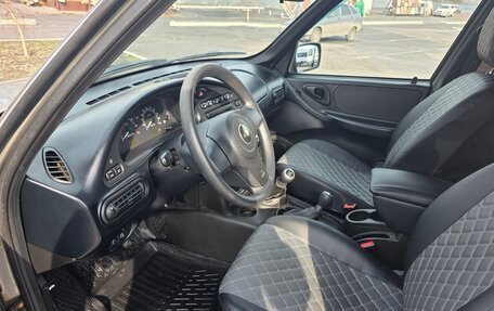 Chevrolet Niva I рестайлинг, 2019 год, 870 000 рублей, 12 фотография