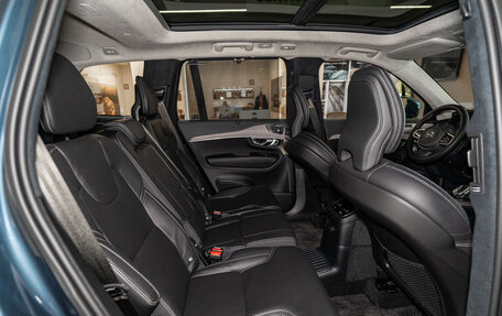 Volvo XC90 II рестайлинг, 2024 год, 11 950 000 рублей, 13 фотография