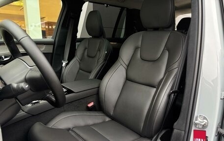 Volvo XC90 II рестайлинг, 2025 год, 13 200 000 рублей, 12 фотография