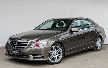 Mercedes-Benz E-Класс, 2012 год, 3 545 500 рублей, 1 фотография