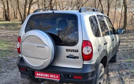 Chevrolet Niva I рестайлинг, 2020 год, 1 000 000 рублей, 1 фотография