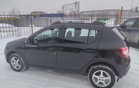 Renault Sandero II рестайлинг, 2016 год, 1 180 000 рублей, 2 фотография