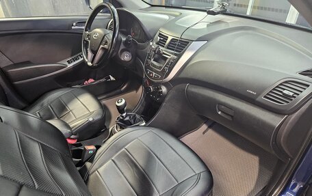 Hyundai Solaris II рестайлинг, 2014 год, 825 000 рублей, 14 фотография