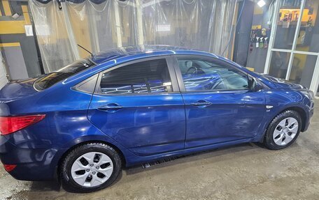 Hyundai Solaris II рестайлинг, 2014 год, 825 000 рублей, 6 фотография