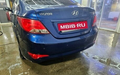 Hyundai Solaris II рестайлинг, 2014 год, 825 000 рублей, 2 фотография