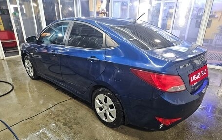 Hyundai Solaris II рестайлинг, 2014 год, 825 000 рублей, 4 фотография