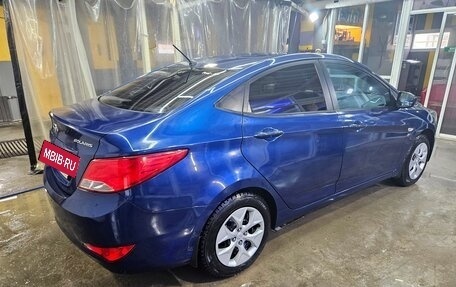 Hyundai Solaris II рестайлинг, 2014 год, 825 000 рублей, 3 фотография