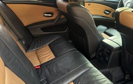 BMW 5 серия, 2008 год, 1 690 000 рублей, 3 фотография