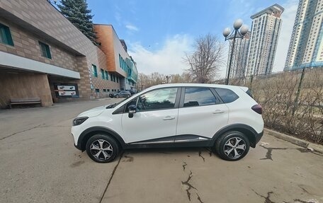 Renault Kaptur I рестайлинг, 2019 год, 890 000 рублей, 3 фотография