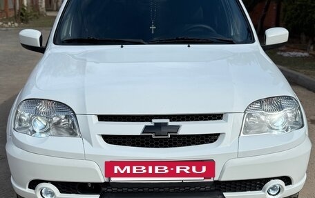 Chevrolet Niva I рестайлинг, 2018 год, 639 000 рублей, 5 фотография