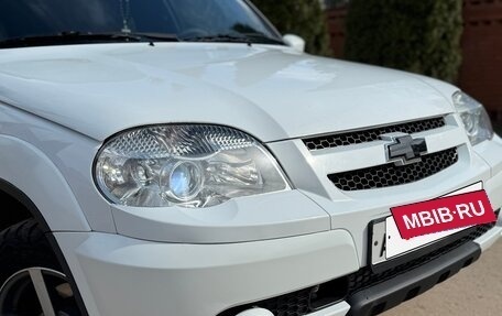 Chevrolet Niva I рестайлинг, 2018 год, 639 000 рублей, 9 фотография