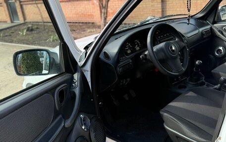 Chevrolet Niva I рестайлинг, 2018 год, 639 000 рублей, 22 фотография