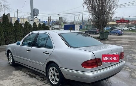 Mercedes-Benz E-Класс, 1999 год, 425 000 рублей, 6 фотография