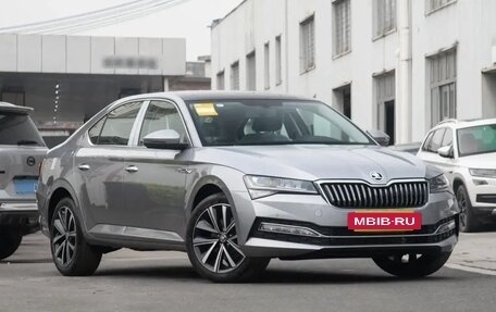 Skoda Superb III рестайлинг, 2025 год, 3 133 000 рублей, 3 фотография