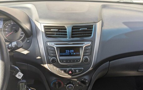 Hyundai Solaris II рестайлинг, 2014 год, 1 145 000 рублей, 15 фотография