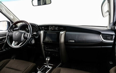 Toyota Fortuner II, 2018 год, 2 899 000 рублей, 10 фотография