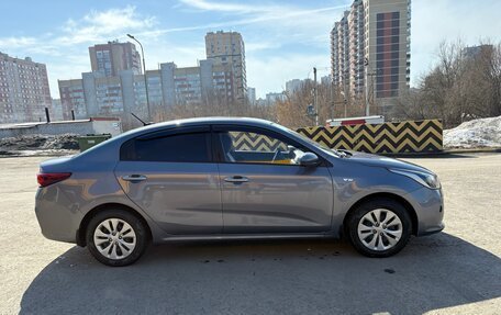 KIA Rio IV, 2018 год, 1 450 000 рублей, 3 фотография