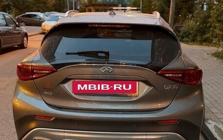 Infiniti QX30, 2017 год, 2 300 000 рублей, 2 фотография