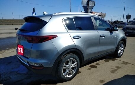 KIA Sportage IV рестайлинг, 2019 год, 2 550 000 рублей, 4 фотография