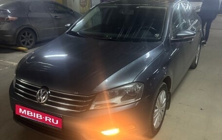 Volkswagen Passat B7, 2011 год, 650 000 рублей, 3 фотография