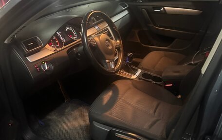 Volkswagen Passat B7, 2011 год, 650 000 рублей, 11 фотография