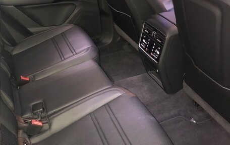 Porsche Cayenne III, 2023 год, 14 850 000 рублей, 9 фотография