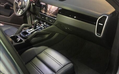 Porsche Cayenne III, 2023 год, 14 850 000 рублей, 10 фотография