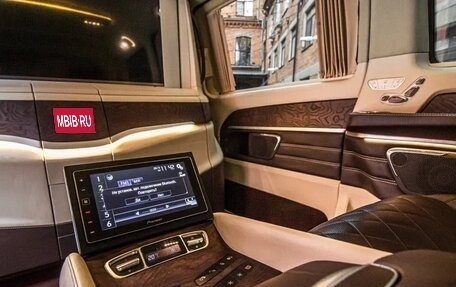 Mercedes-Benz V-Класс, 2018 год, 8 900 000 рублей, 17 фотография