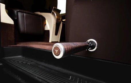 Mercedes-Benz V-Класс, 2018 год, 8 900 000 рублей, 24 фотография